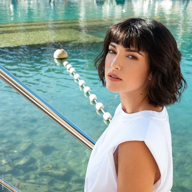 Marie — Model & Hostess in Pontoise photo 11