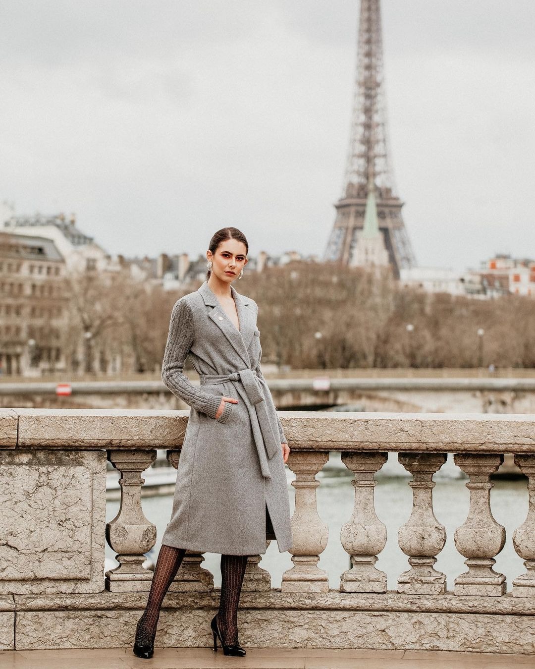 Ana&iuml;s — Model & Hostess in Paris photo 19