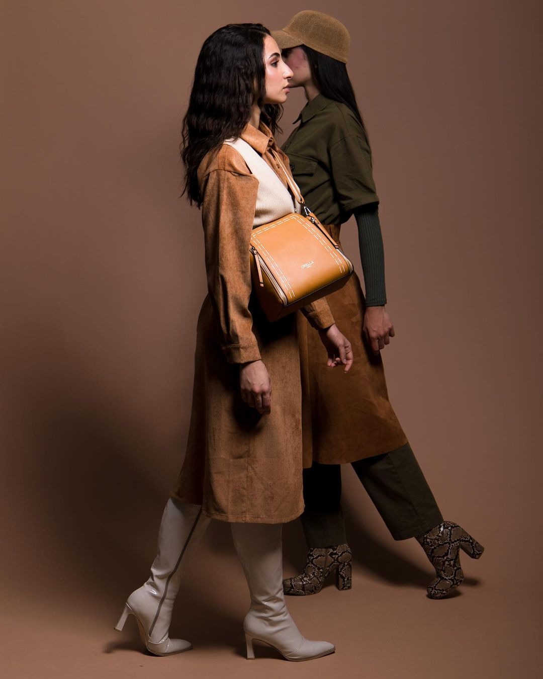 Ana&iuml;s — Model & Hostess in Paris photo 21