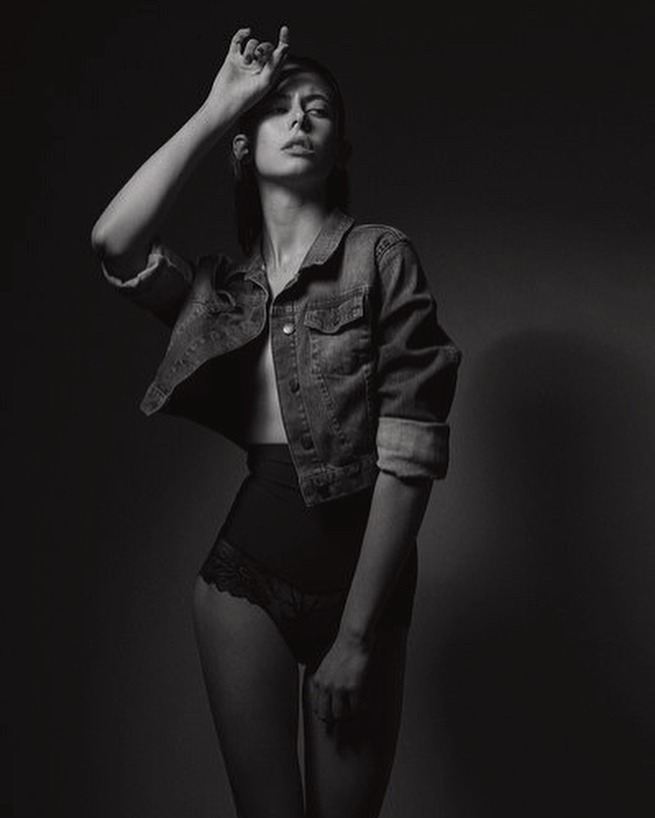 Ana&iuml;s — Model & Hostess in Paris photo 8