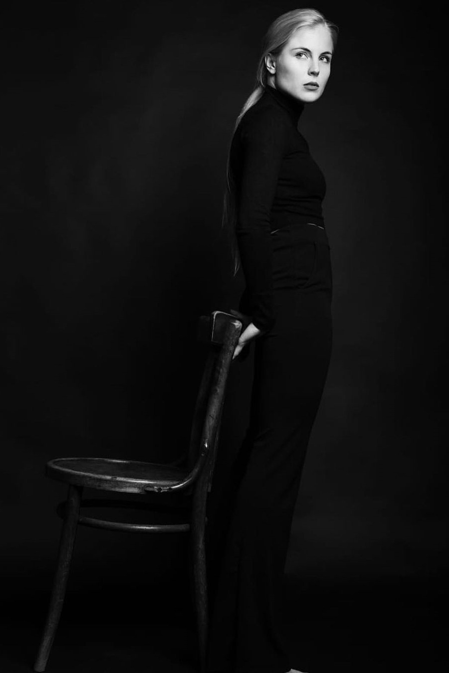 Julia — Model & Hostess in Milano photo 2