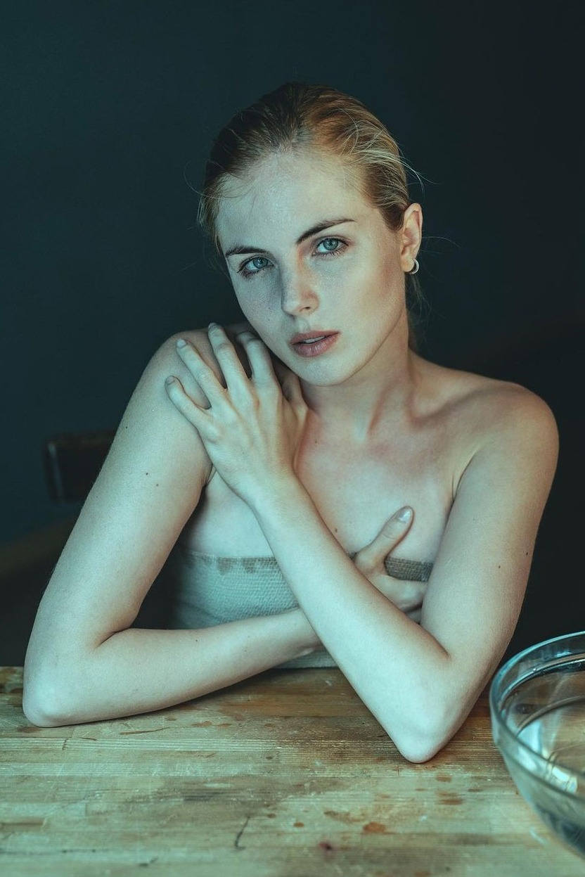 Julia — Model & Hostess in Milano photo 3