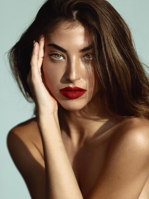 AINHOA — Model in Milano | Eye On Model