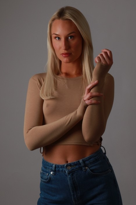 Camilla — Model & Hostess in Marbella photo 12