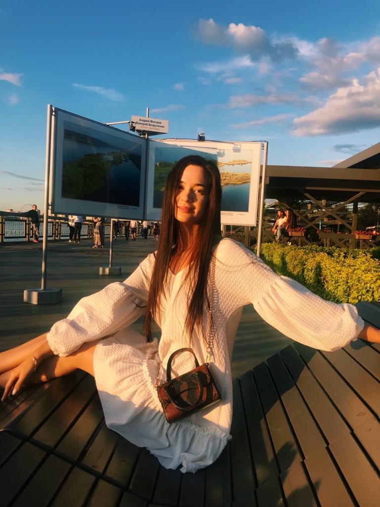 Enzhe — Model & Hostess in СПБ photo 9