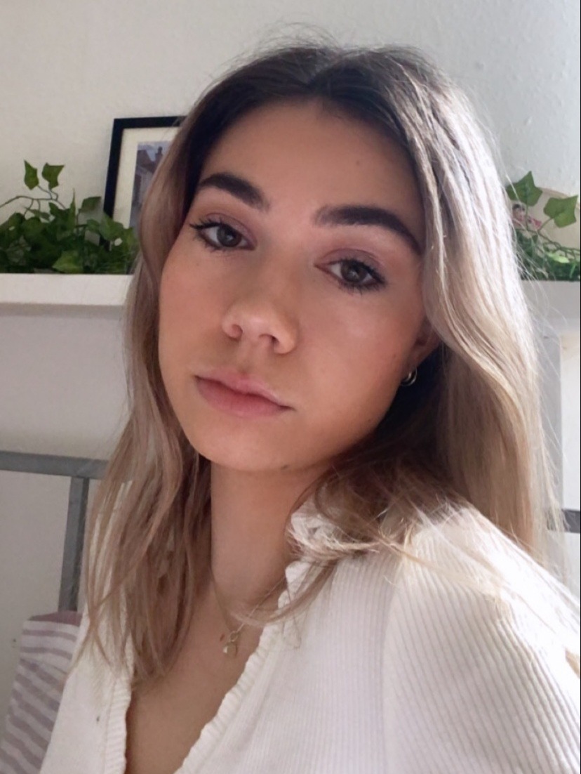 JENNIFER — Model in Glasgow City | Eye On Model