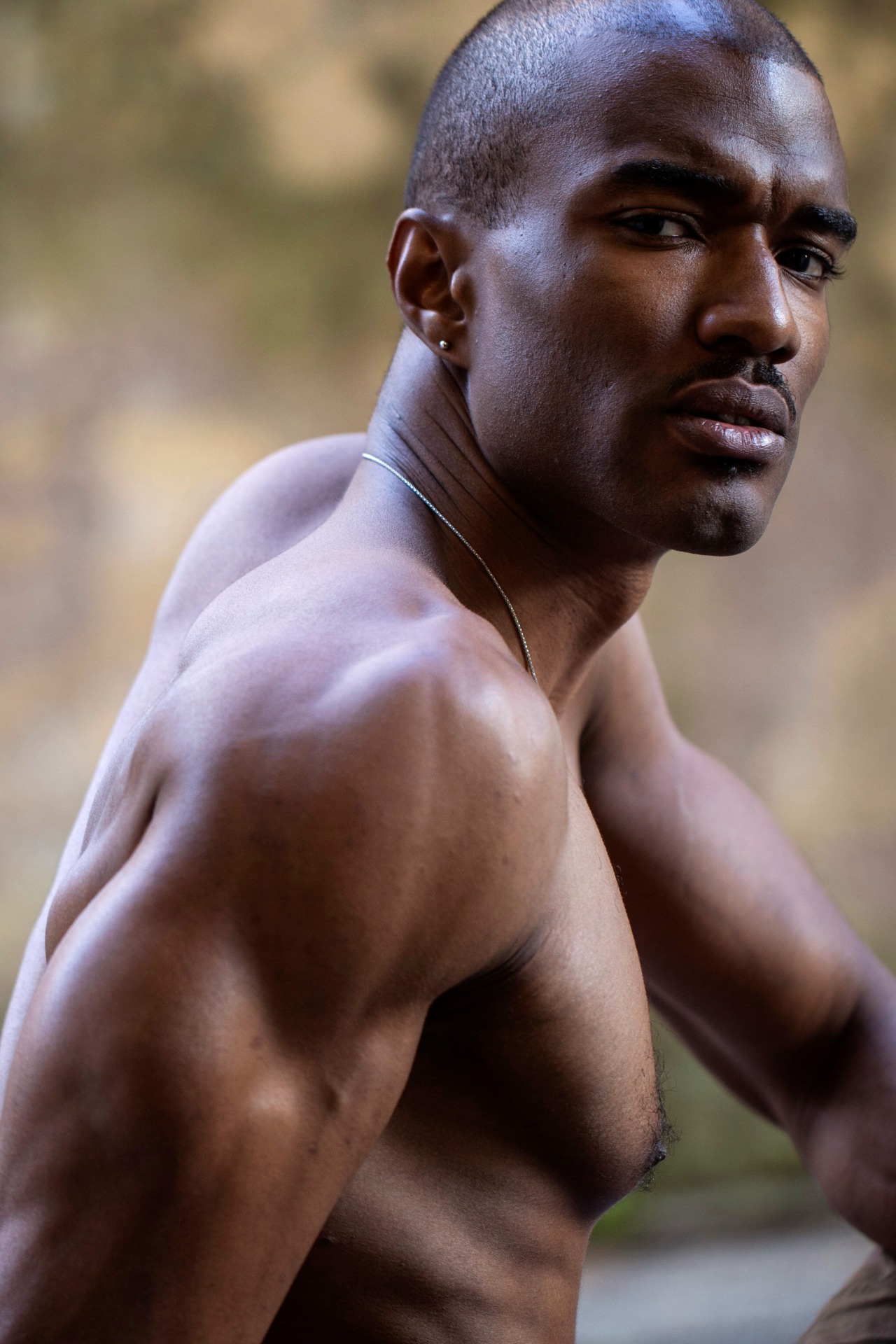 Jimi — Model & Host in Roma photo 9