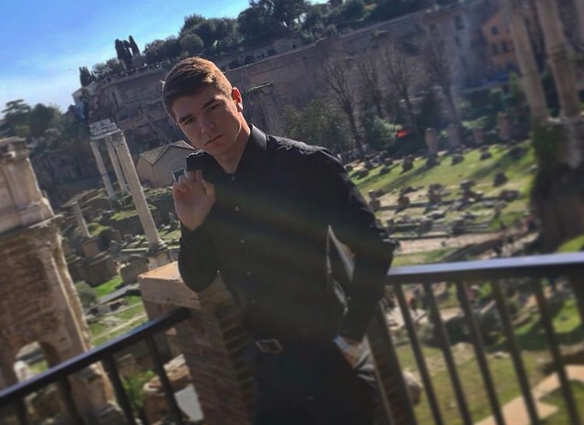 Alejandro — Model & Host in Roma photo 5