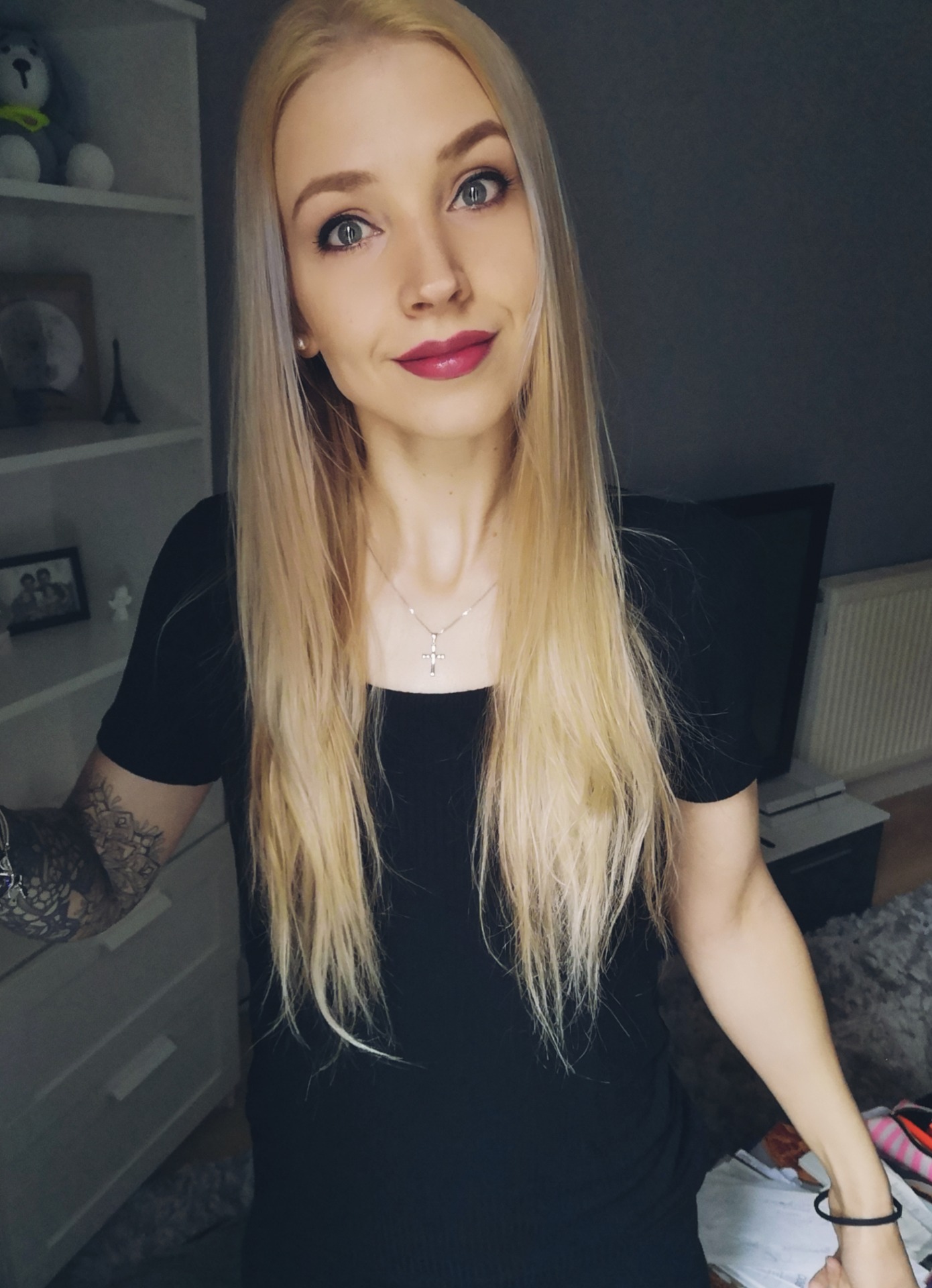 Simona — Model & Hostess in Glasgow photo 1