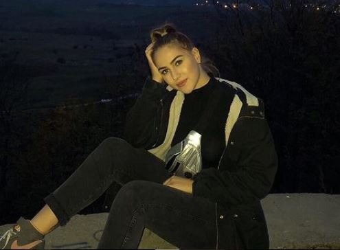 Stefania — Model & Hostess in Bucarest photo 1