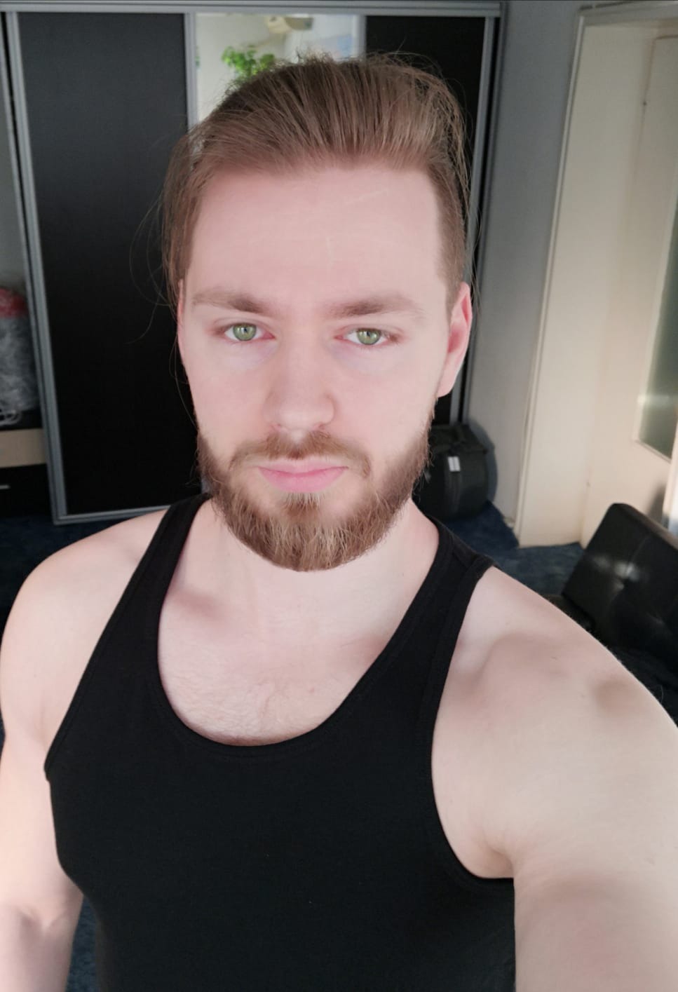Manuel — Model & Host in București photo 1