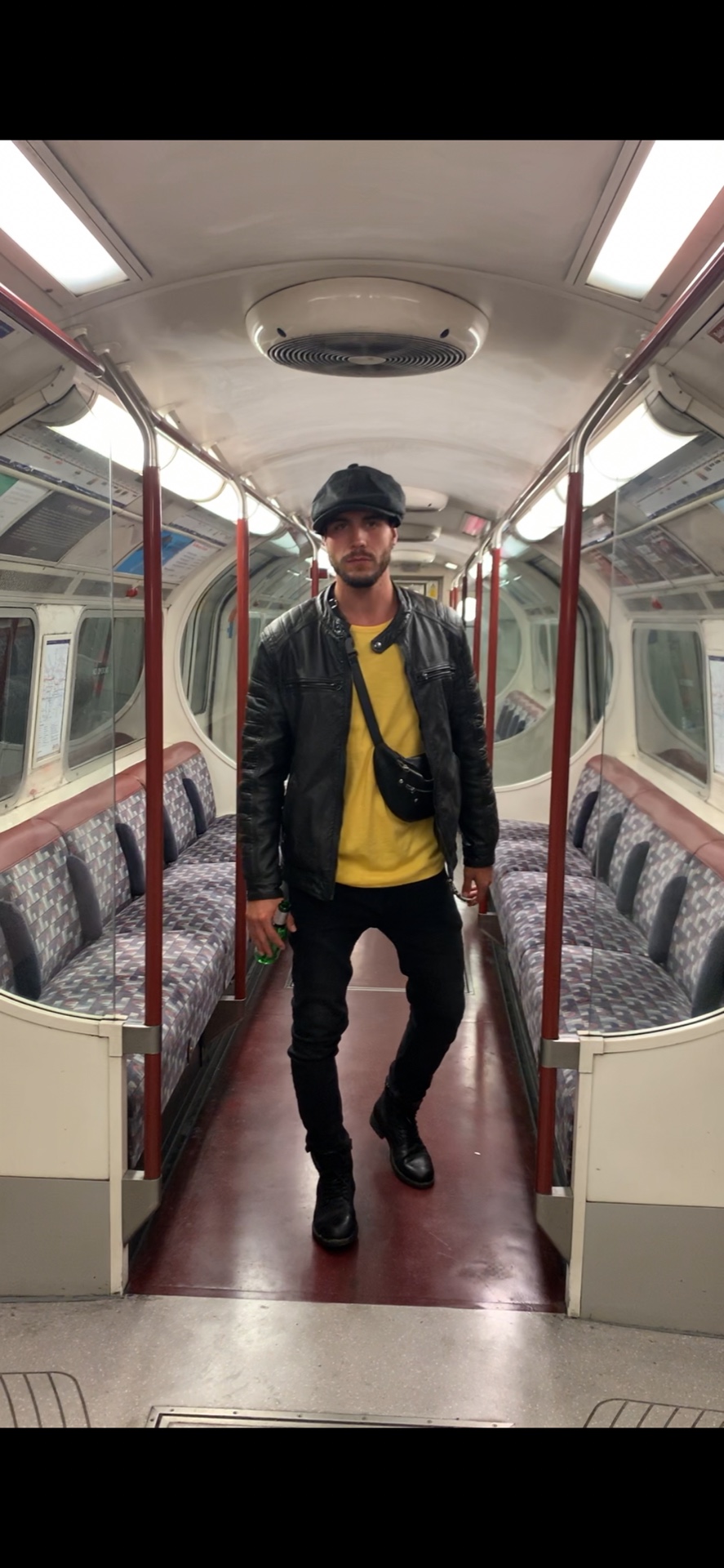 Patricio — Model & Host in Copenhague photo 5