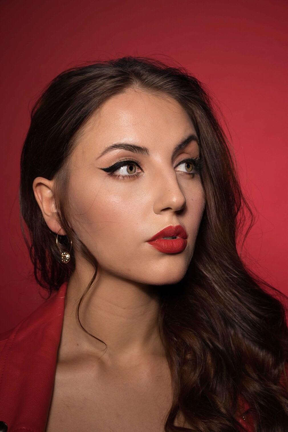 Miriam — Model & Hostess in Gallarate photo 6