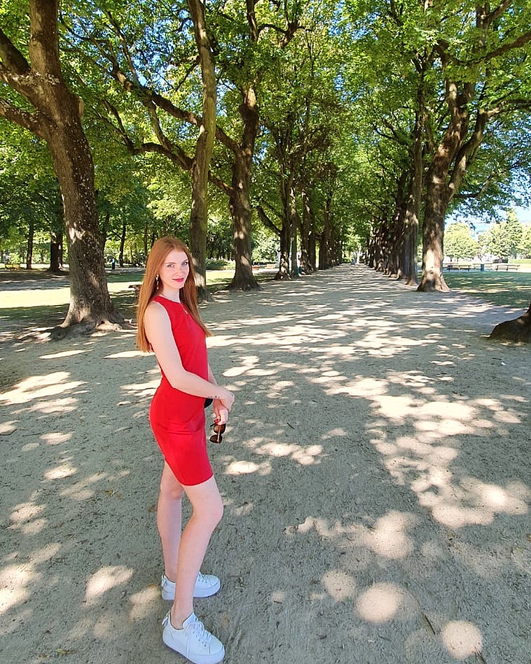 Arianna — Model & Hostess in Vasto photo 3