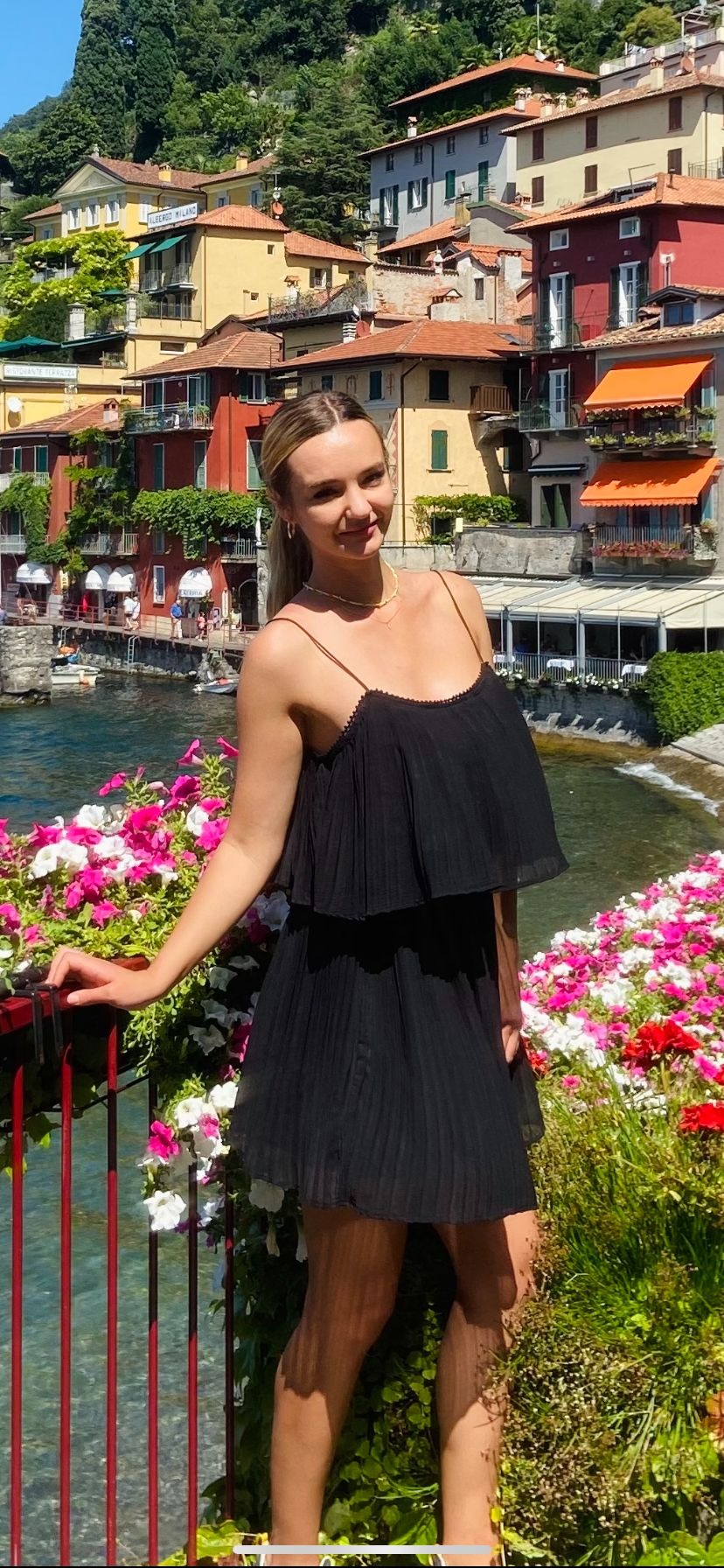 Adelina — Model & Hostess in Amsterdam photo 1