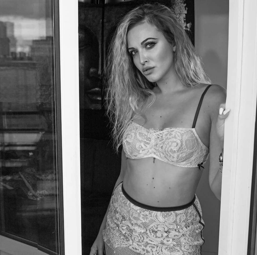 Tijana — Model & Hostess in Nice photo 6