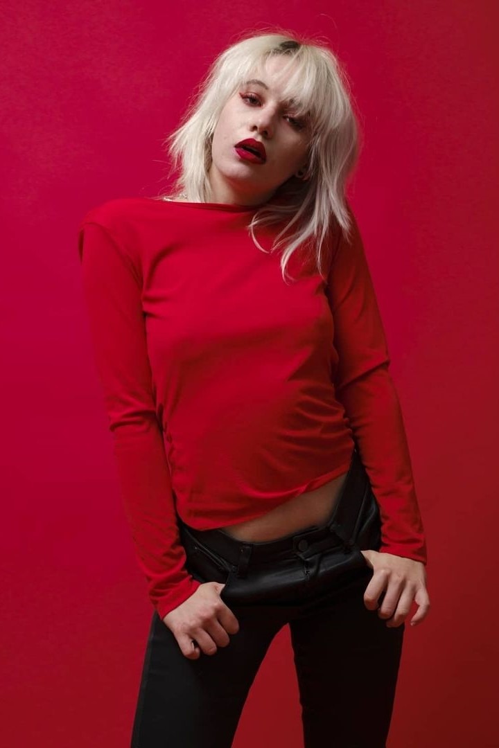 Silvia — Model & Hostess in Milano photo 13