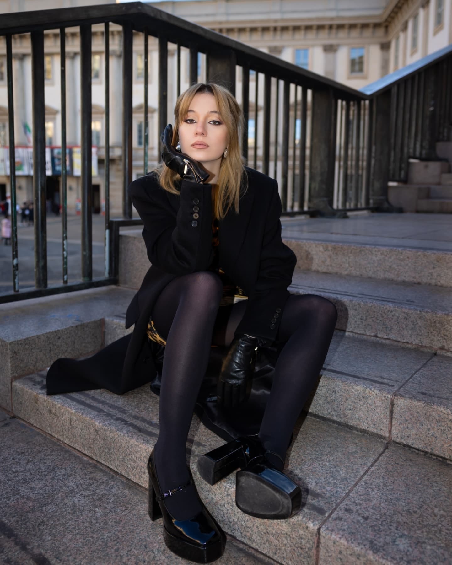 Silvia — Model & Hostess in Milano photo 2