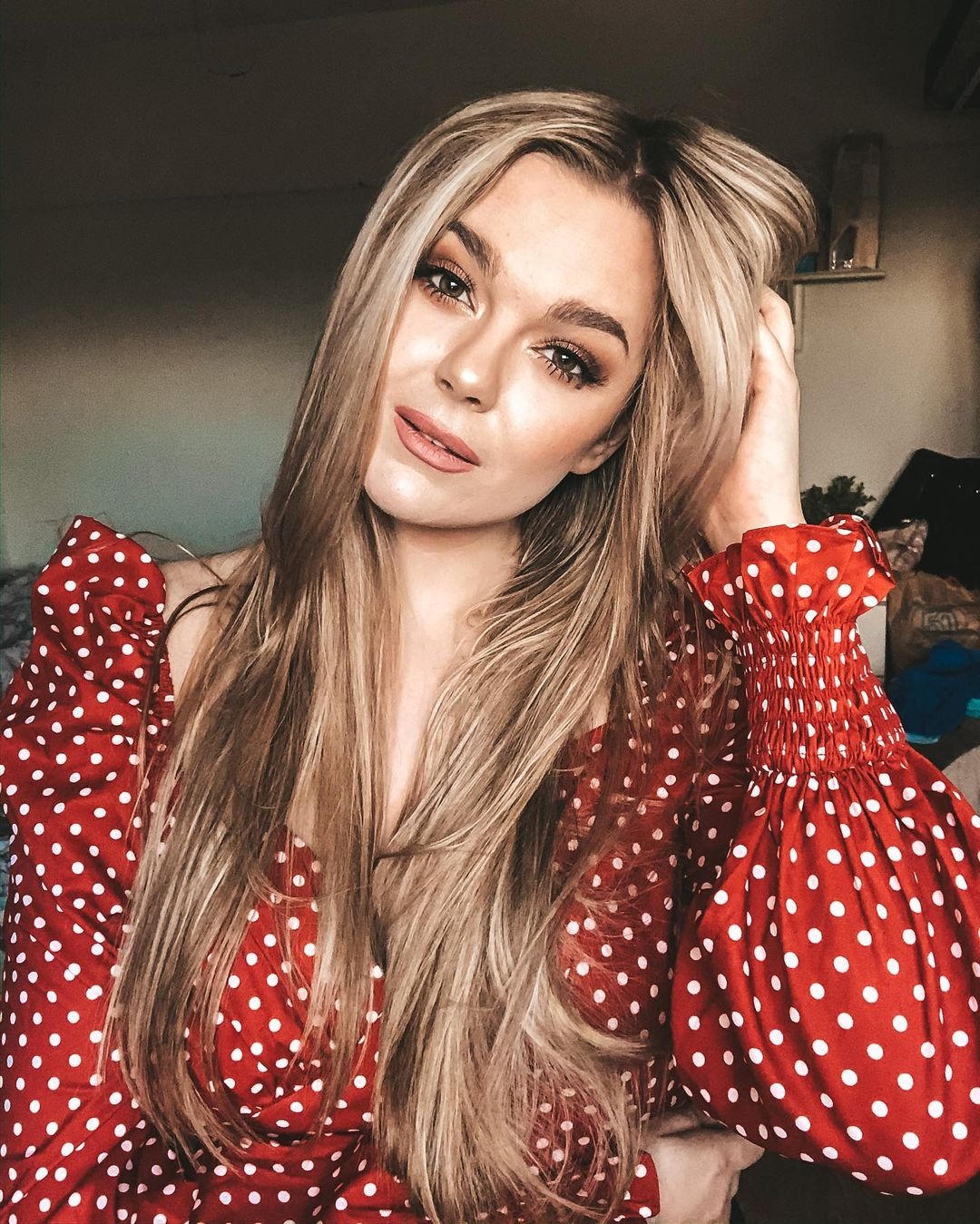 Madli — Model & Hostess in Greater London photo 12