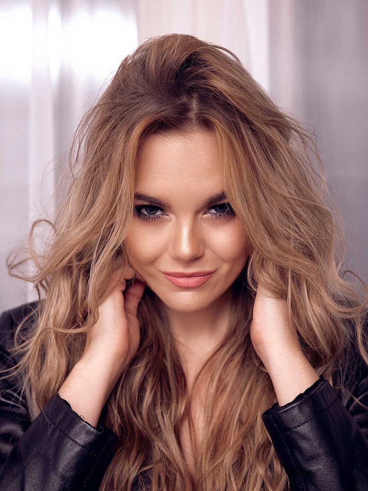 Madli — Model & Hostess in Greater London photo 7