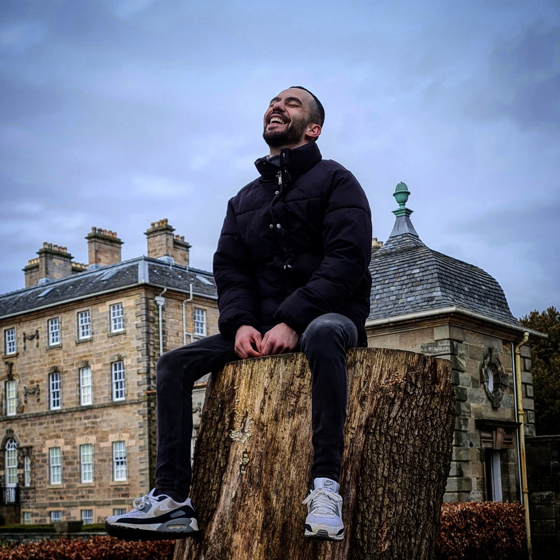 Diogo — Model & Host in North Lanarkshire photo 1