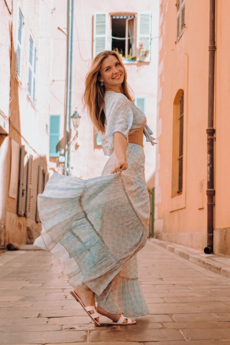Emma-louise — Model & Hostess in Valbonne photo 11