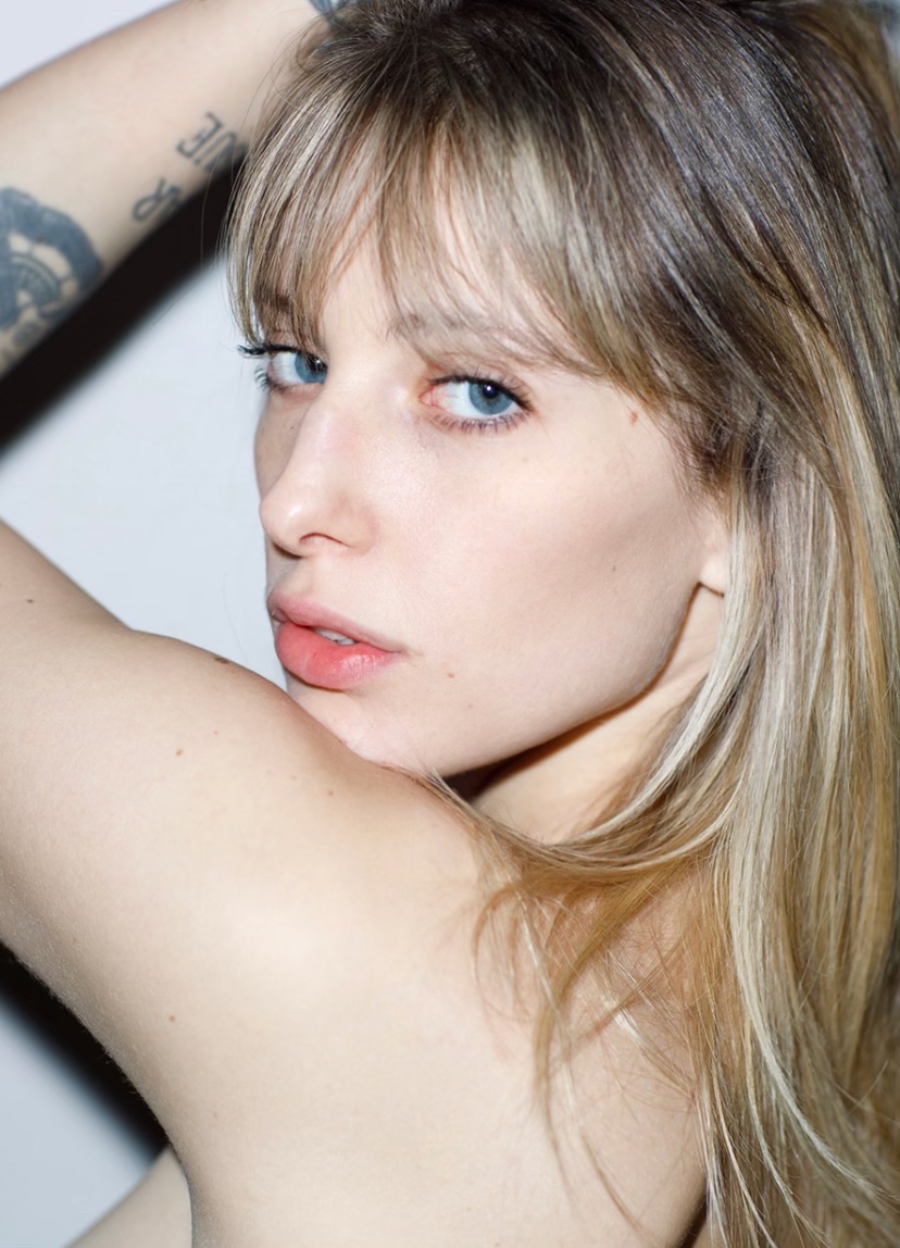 Silvia Vittoria — Model & Hostess in Milano photo 1