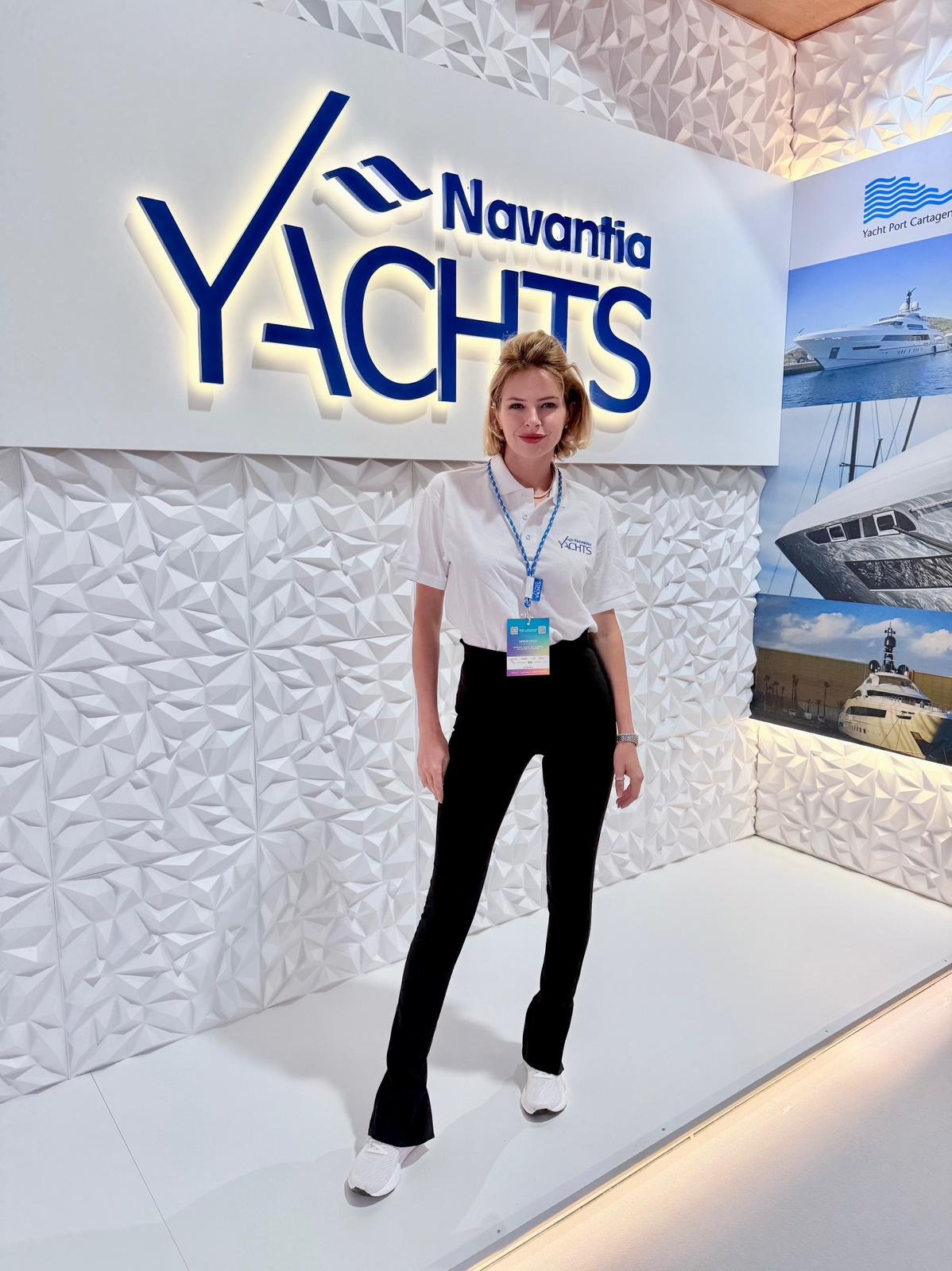 Yuliia — Model & Hostess in Nice photo 15