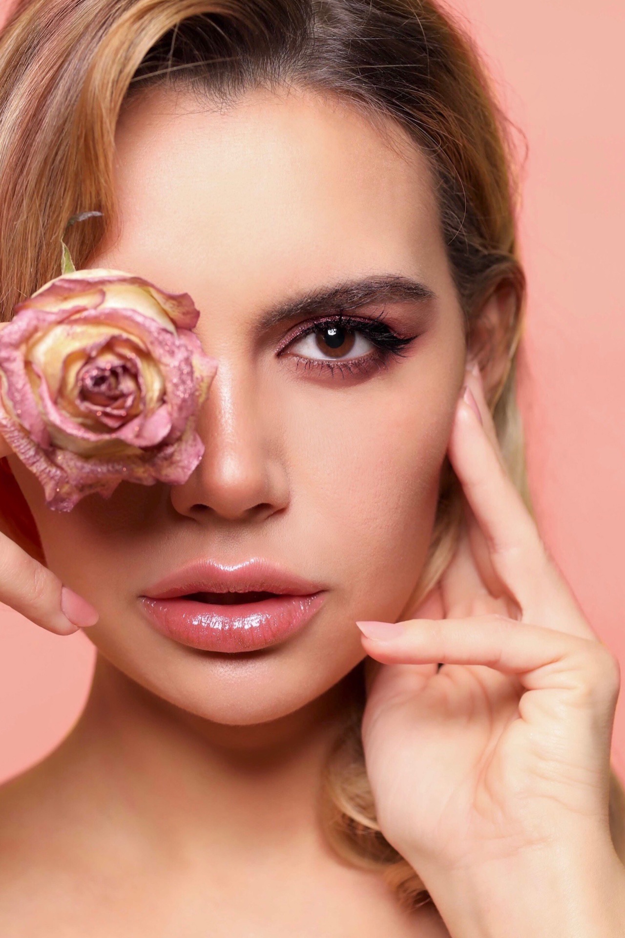 OLGA — Model in H&uuml;rth | Eye On Model