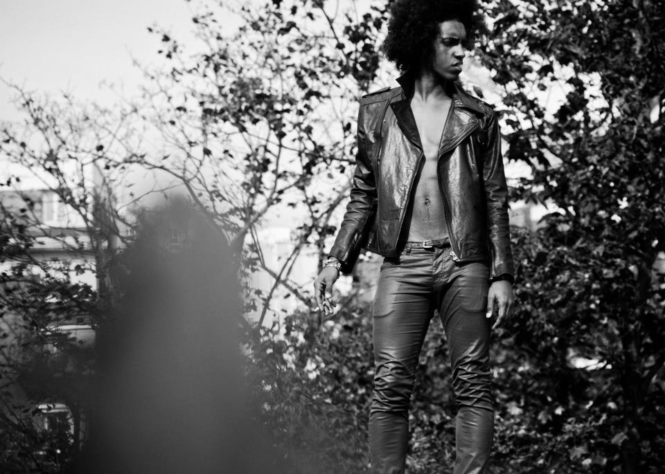 Carlos — Model & Host in Paris photo 4