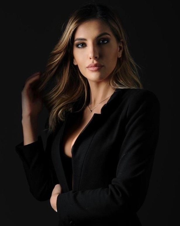 Beatrice Maria — Model & Hostess in Magenta photo 15