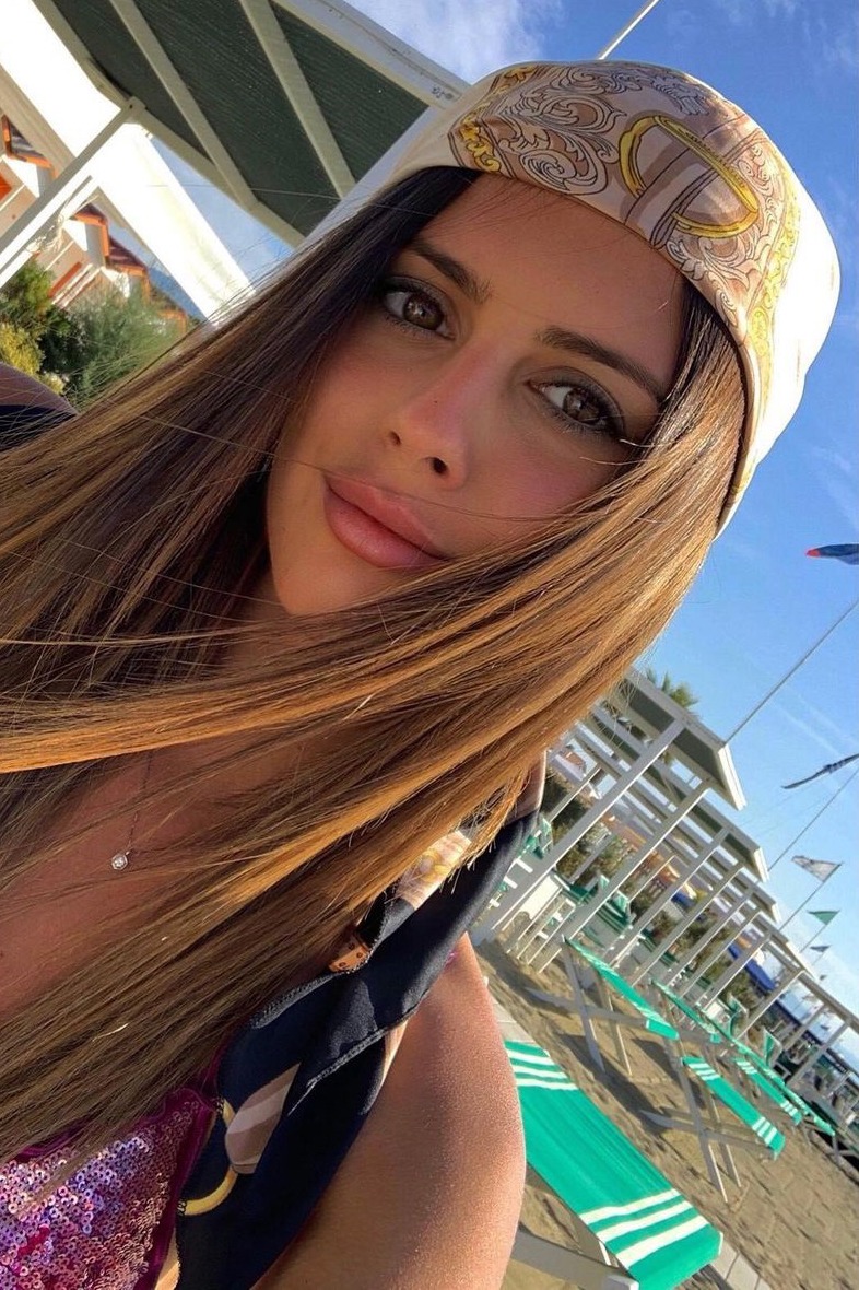 Valeria — Model & Hostess in Mesero photo 3