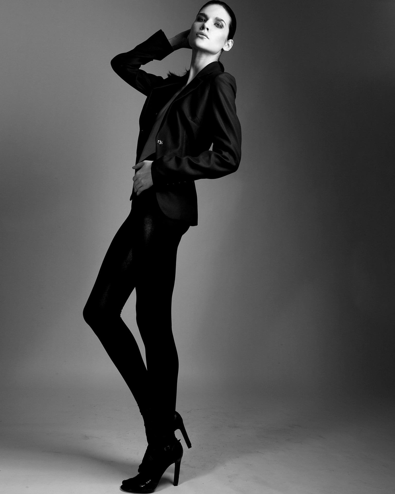 Yulia — Model & Hostess in Milano photo 13