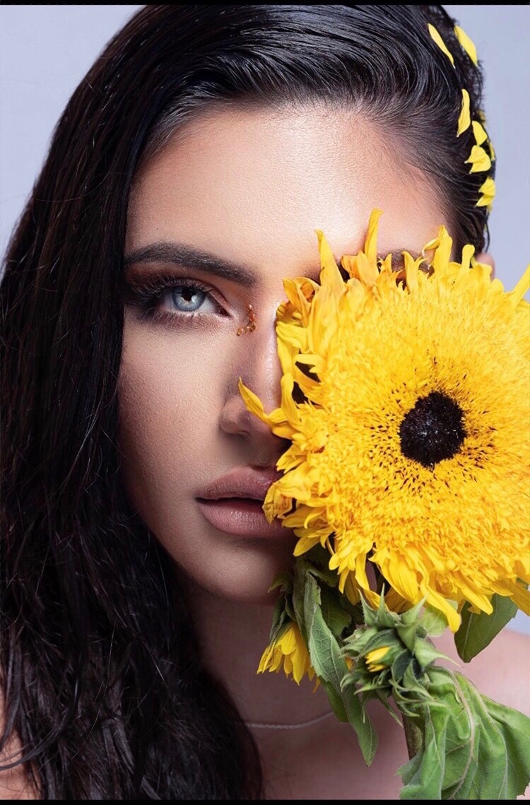 Kamelia — Model & Hostess in Abu Dhabi photo 5
