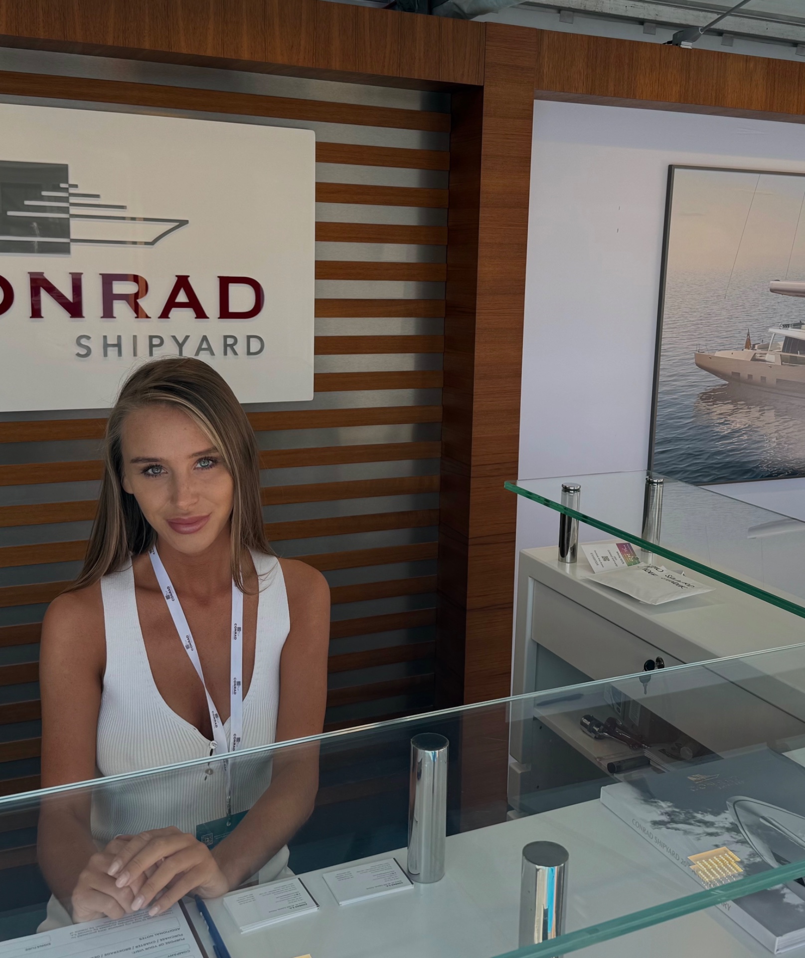 Viktoriia — Model & Hostess in Nice photo 4