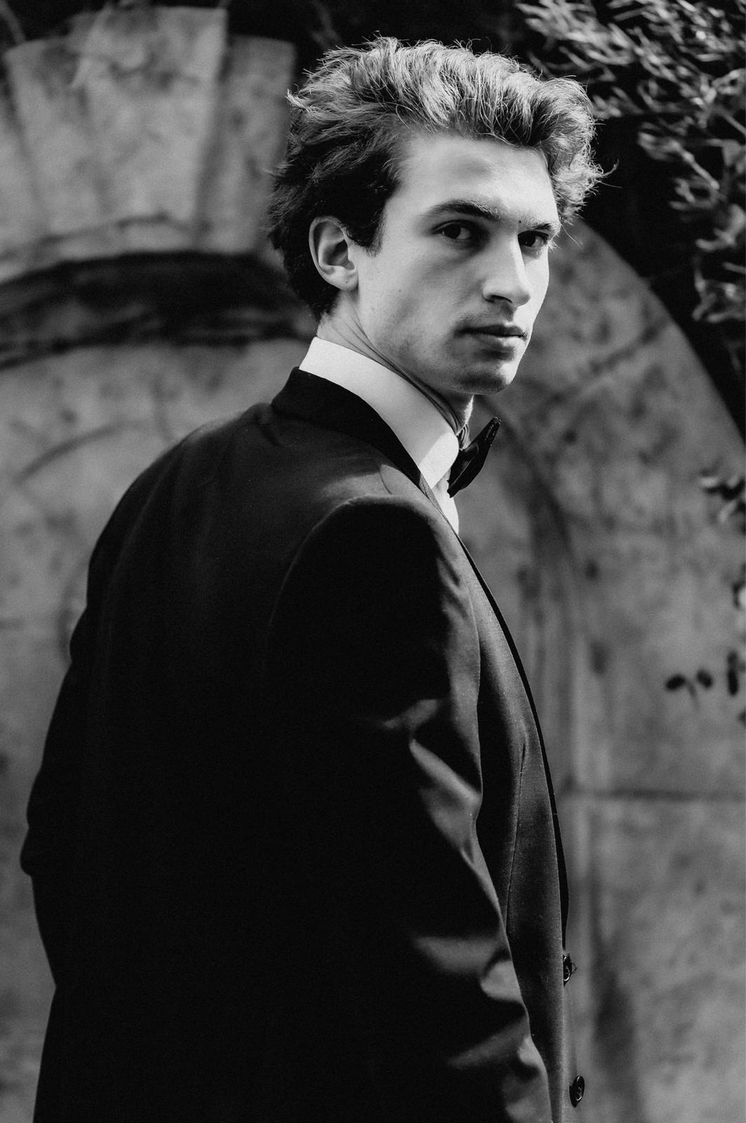 Fabio — Model & Host in Villaviciosa De Od&oacute;n photo 5