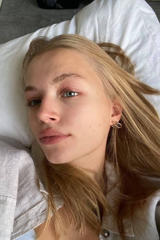 Natalia — Model & Hostess in Paris photo 1