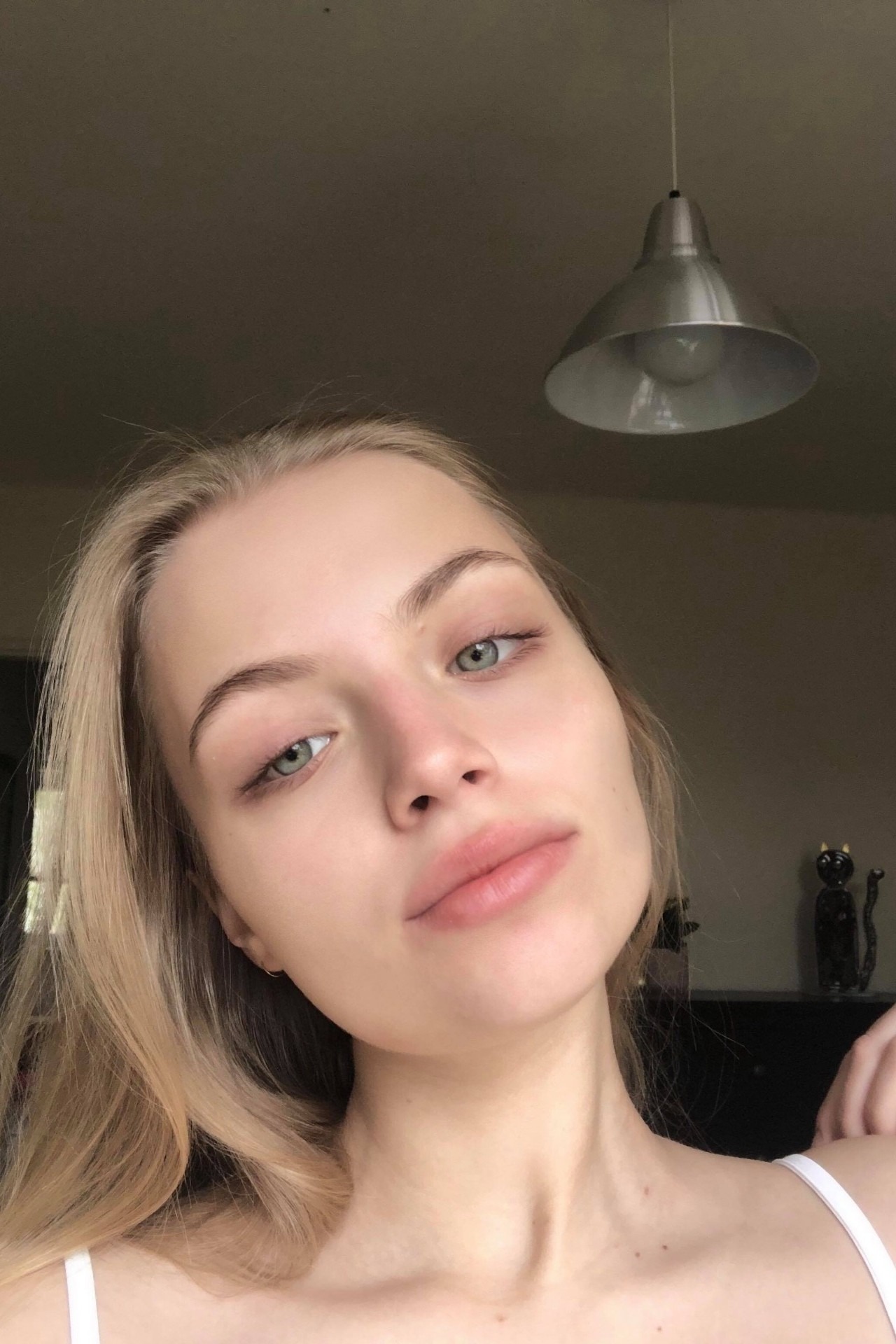 Natalia — Model & Hostess in Paris photo 2