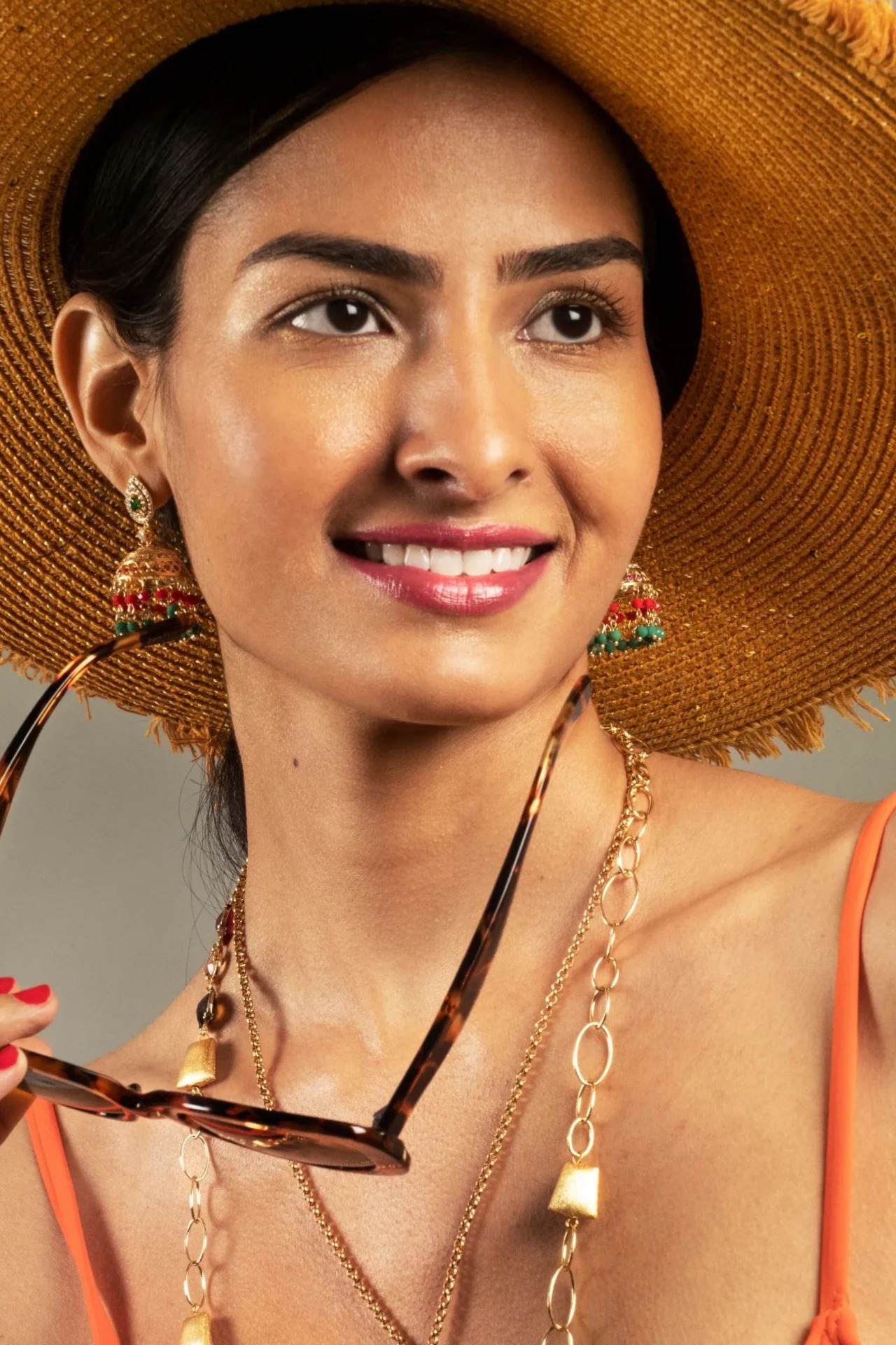 Priya — Model & Hostess in Paris photo 8