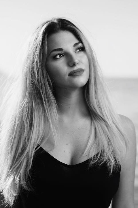 Emy — Model & Hostess in Pesaro photo 1