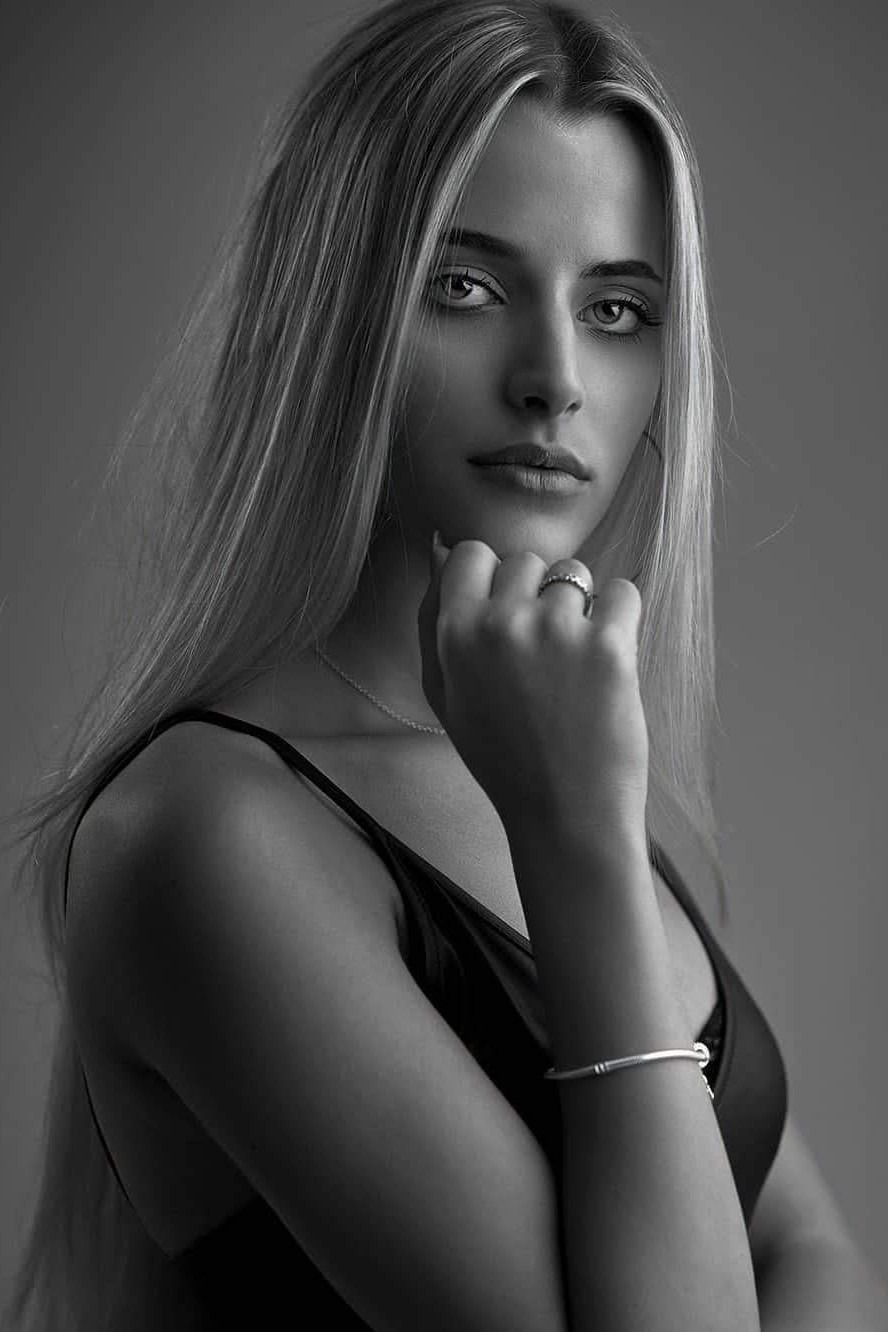 SHARON — Model in Riccione | Eye On Model