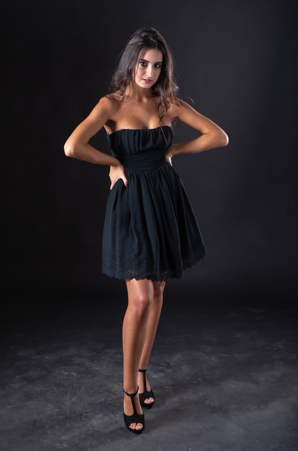 Gina — Model & Hostess in Napoli photo 17