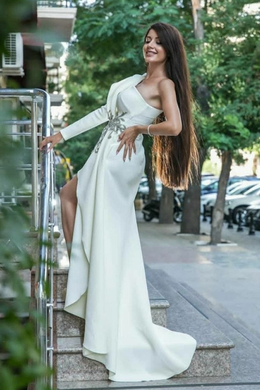 Sevil — Model & Hostess in Qara&ccedil;uxur photo 1