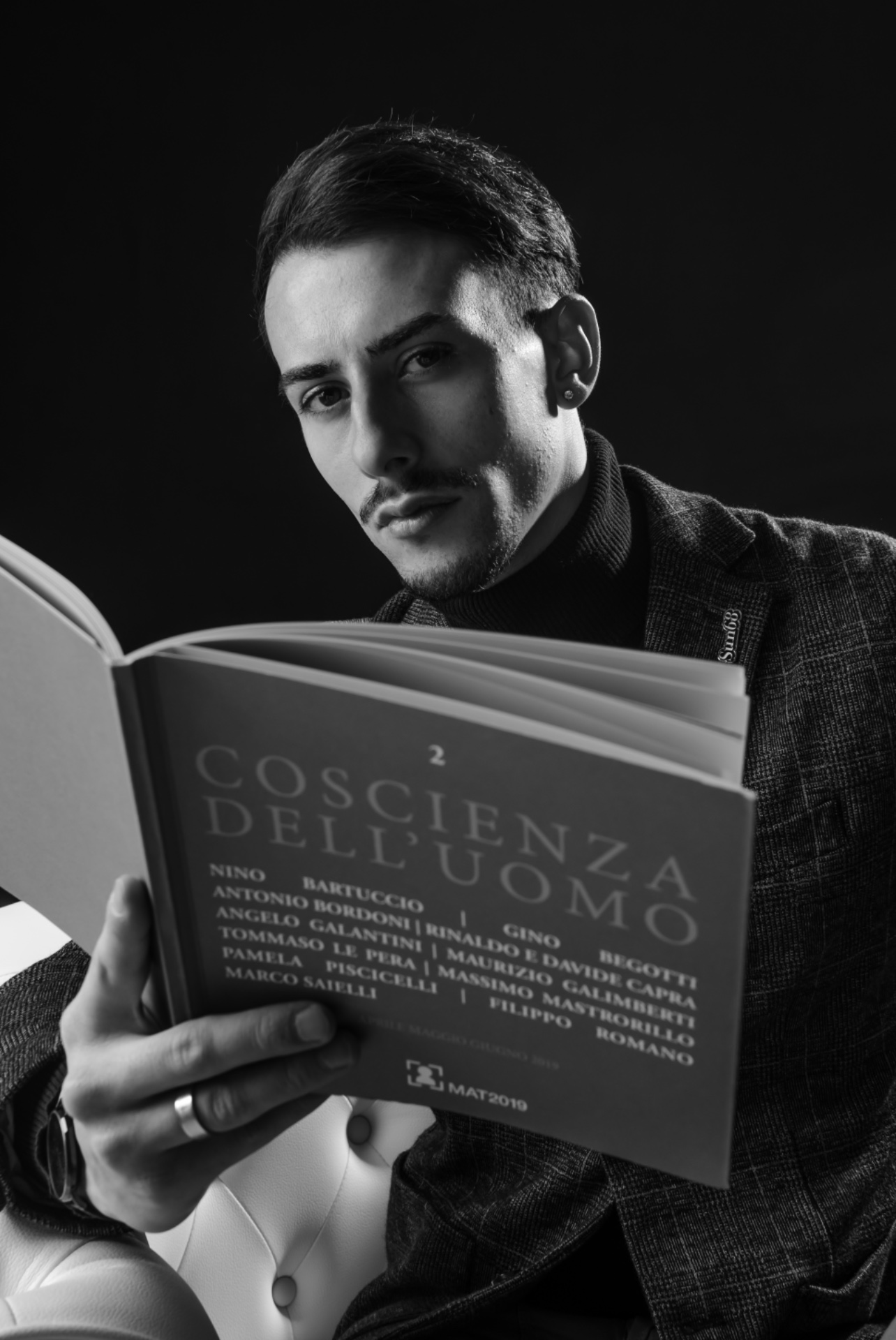 Giovanni — Model & Host in Milano photo 7