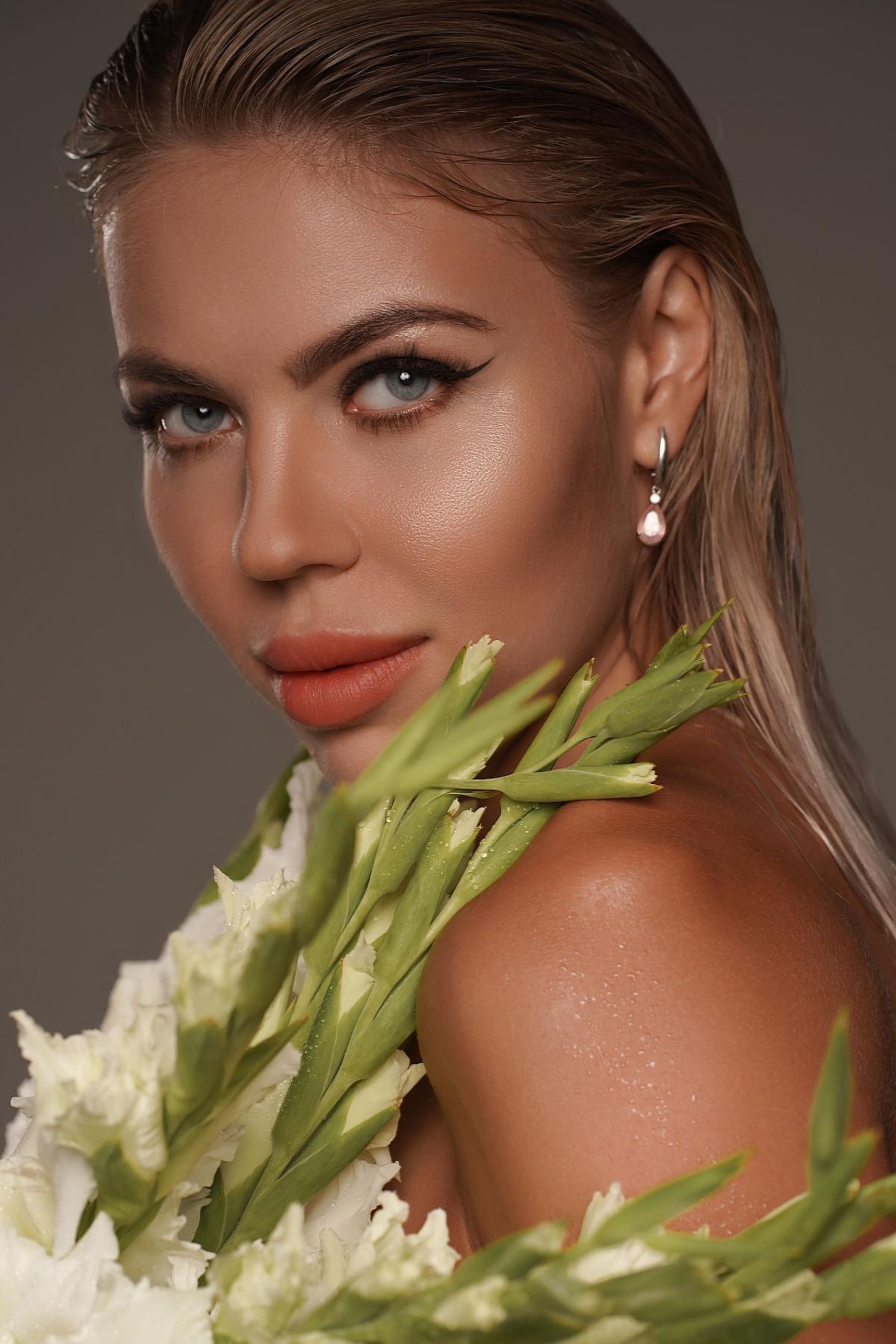 Regina — Model & Hostess in Bi&scaron;kek photo 7