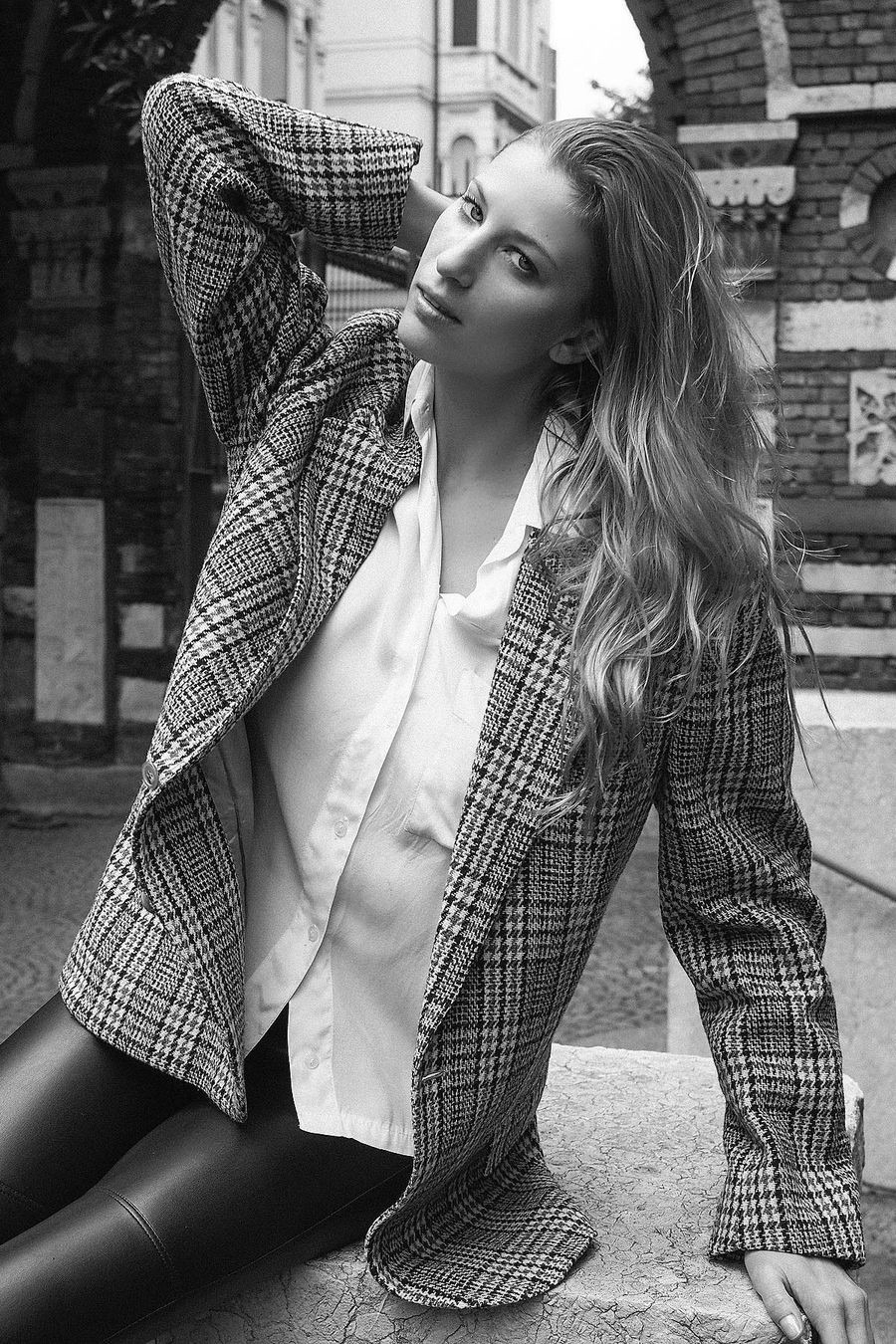 Fabrine — Model & Hostess in Milano photo 3