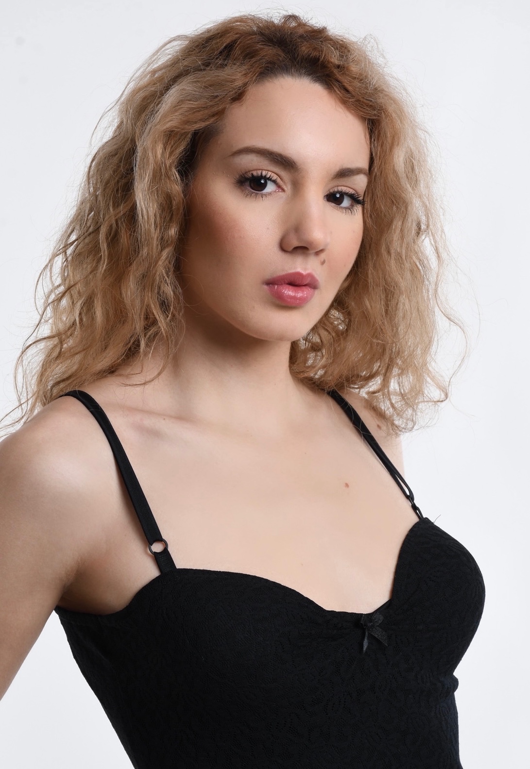 Tania — Model & Hostess in Milano photo 1