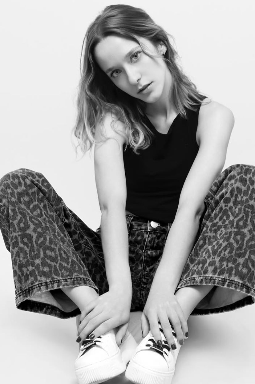 Eliana — Model & Hostess in Borgo San Dalmazzo photo 2