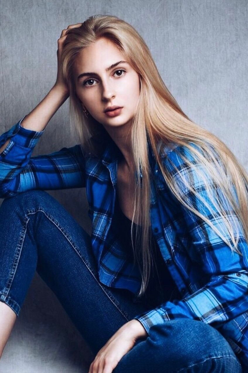 Elena — Model & Hostess in СПБ photo 1