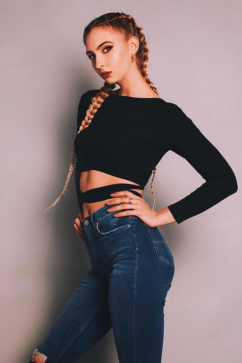 Elena — Model & Hostess in СПБ photo 2